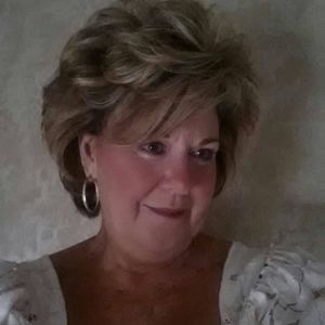 Meet your Posher, Jana